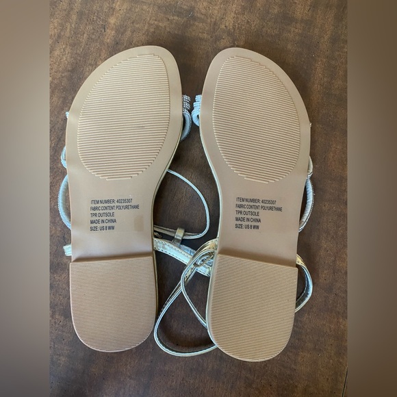 Torrid-triple embroidered sandal - Picture 2 of 2